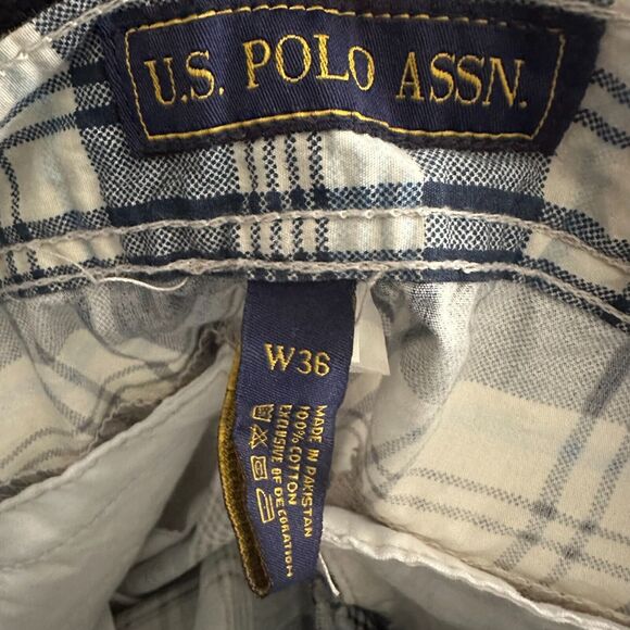 US Polo Assn Plaid Soft Canvas Belted Cargo Shorts Men's Size 36 Blue/ White - Picture 6 of 6